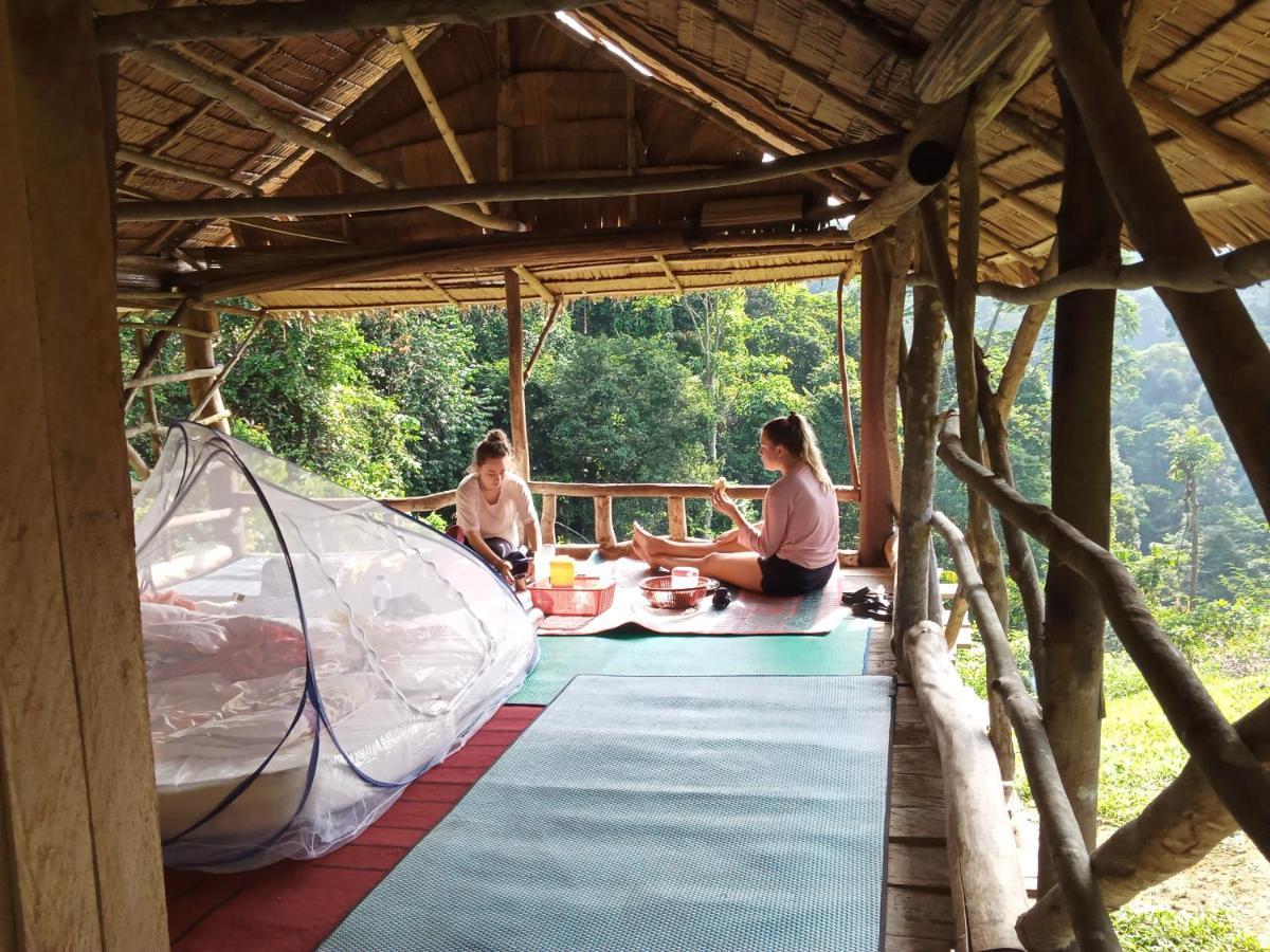 Orangutantreksumatra & Lovely Jungle Lodge Only Book If You Are Treking With Us Bukit Lawang Quarto foto