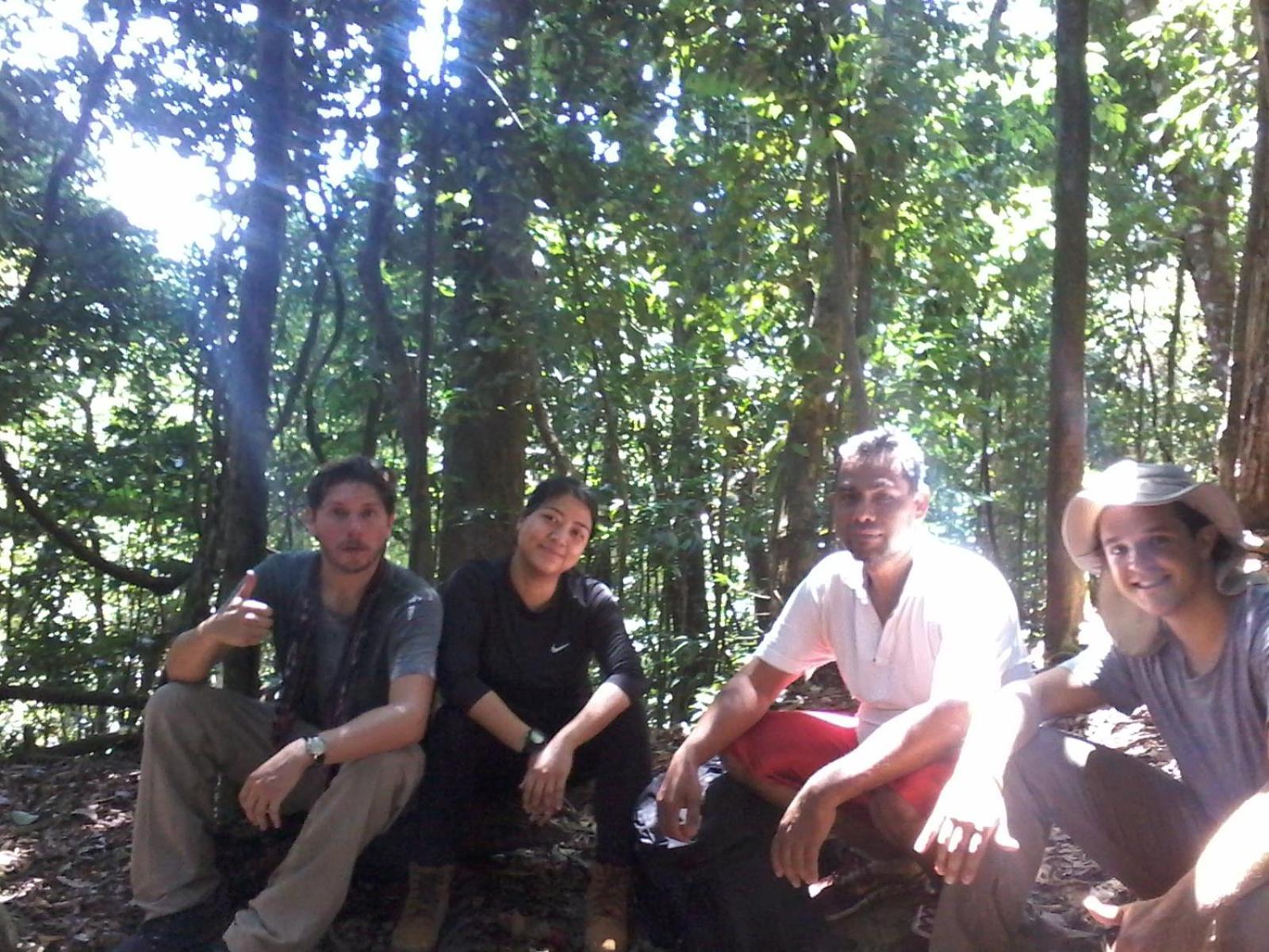 Orangutantreksumatra & Lovely Jungle Lodge Only Book If You Are Treking With Us Bukit Lawang Quarto foto